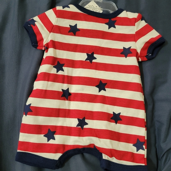 Carters Child of Mine Baby Romper Premie Red White Blue Patriotic Stripe New - Picture 3 of 3